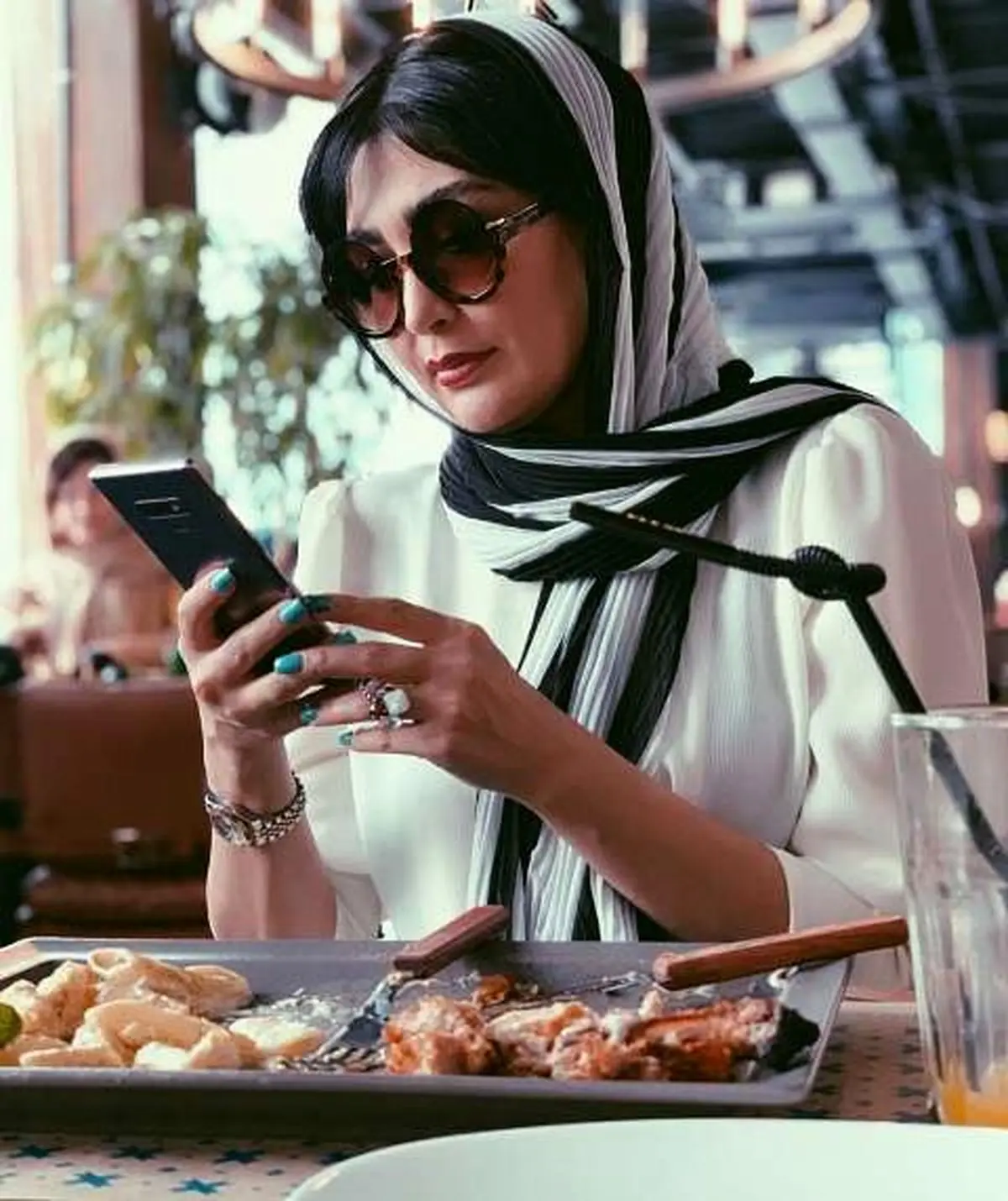 مریم معصومی در حال غرق کردن خودش!/عکس