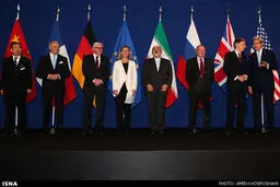 چند فریم از مهمترین رخدادهای ایران در سال 94/ از فرجام برجام و بازگشایی سفارت انگلیس تا فاجعه منا و یک انتخابات پرشور
