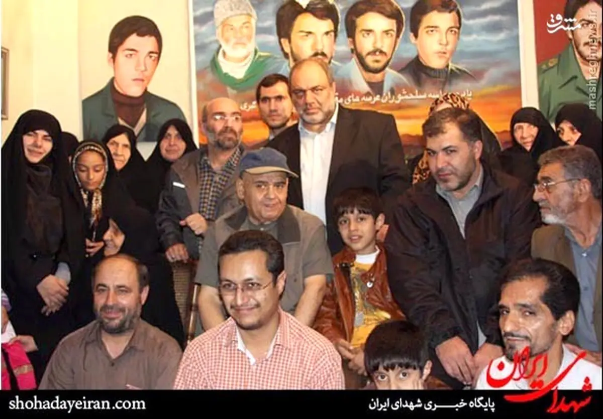 اکبر عبدی در خانه سه شهید/عکس