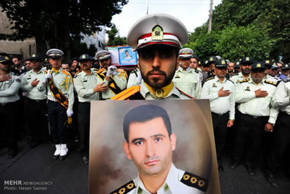 تصاویر تشییع پیکر شهید جواد مرادی