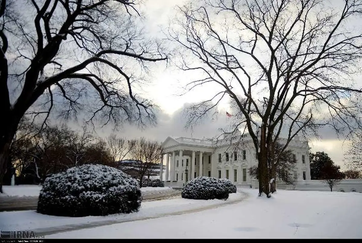 کاخ سفید در محاصره برف /عکس
