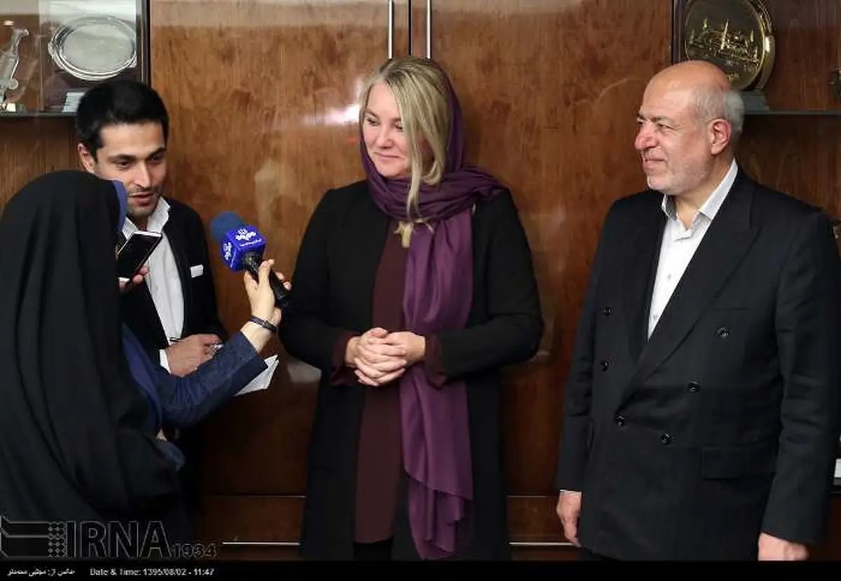 پوشش وزیر زن هلندی در ایران/تصاویر