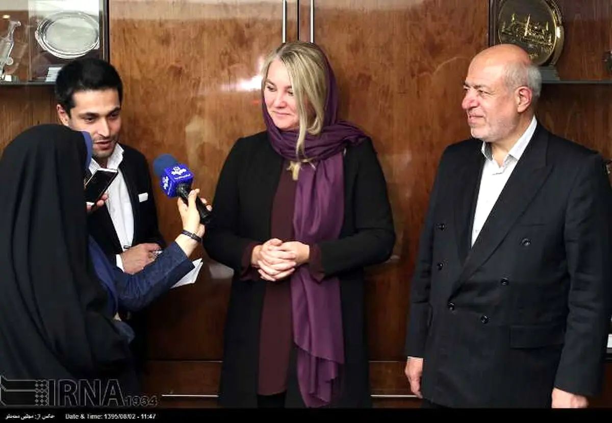 پوشش وزیر زن هلندی در ایران/تصاویر