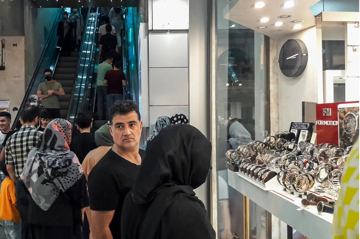 وقتی وضعیت قرمز کرونا را جدی نمی گیری! + عکس