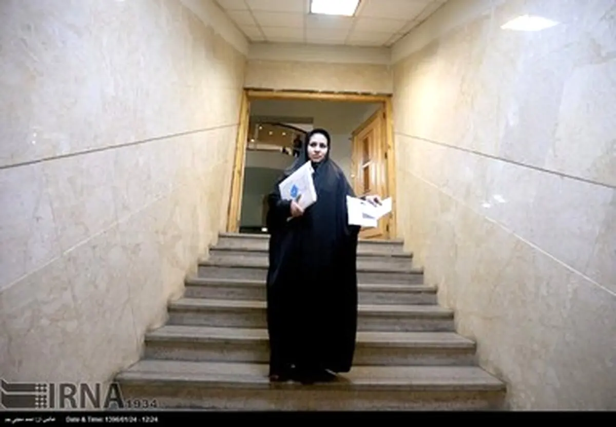 زنانی که در روز سوم ثبت نام انتخابات کاندیدا شدند!/تصاویر