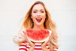 چرا نباید در شب هندوانه بخوریم؟ / 4 دلیل مهم را بخوانید