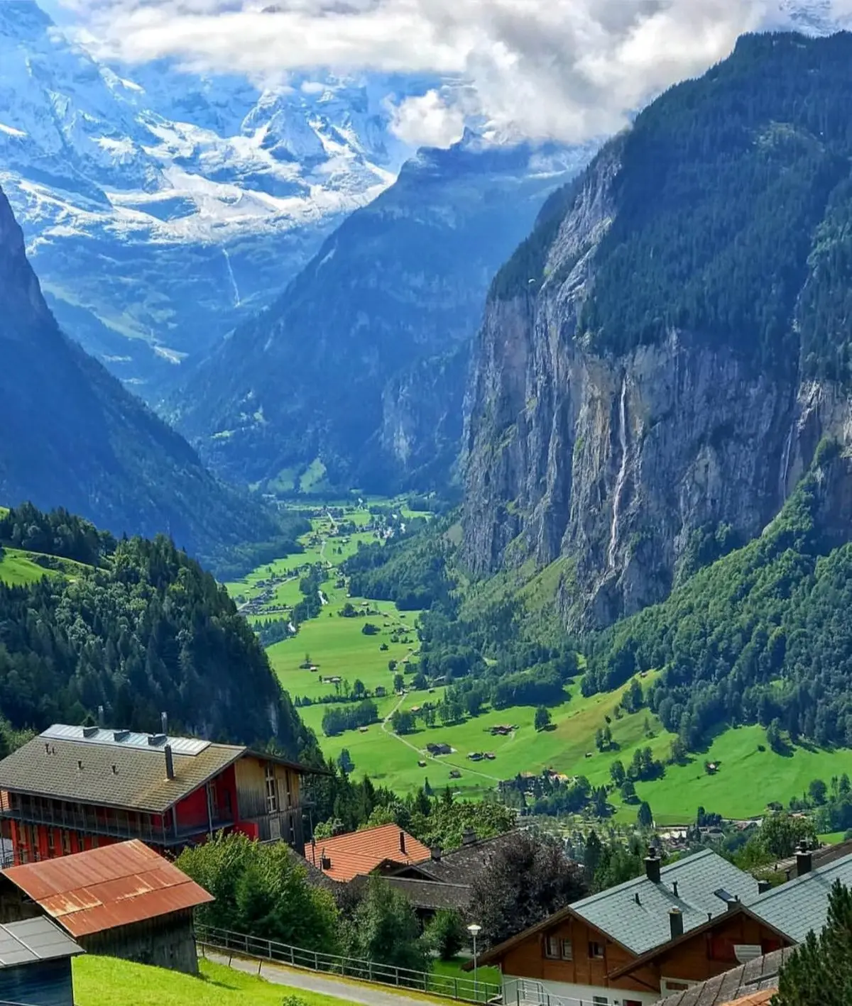 دره ای با ۷۰ آبشار / عکس