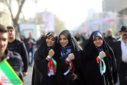 تصاویری از راهپیمایی تماشایی بیست و دوم بهمن