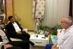 تصویری از قلعه نویی در خانه فتح الله زاده/" حاجی،اینقدر نگفتم غذای چرب نخور؟"