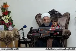کادوی رئیس جمهور به فرزند جانباز/ عکس