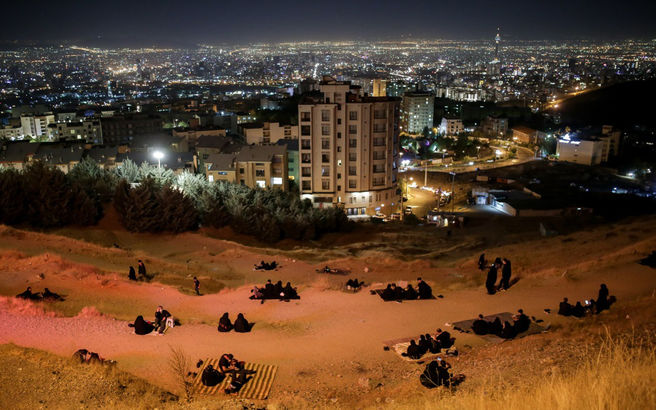 مراسم عزاداری شب عاشورا حسینی در كهف الشهدا + عكس