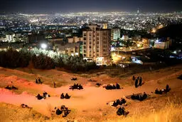 مراسم عزاداری شب عاشورا حسینی در كهف الشهدا + عكس