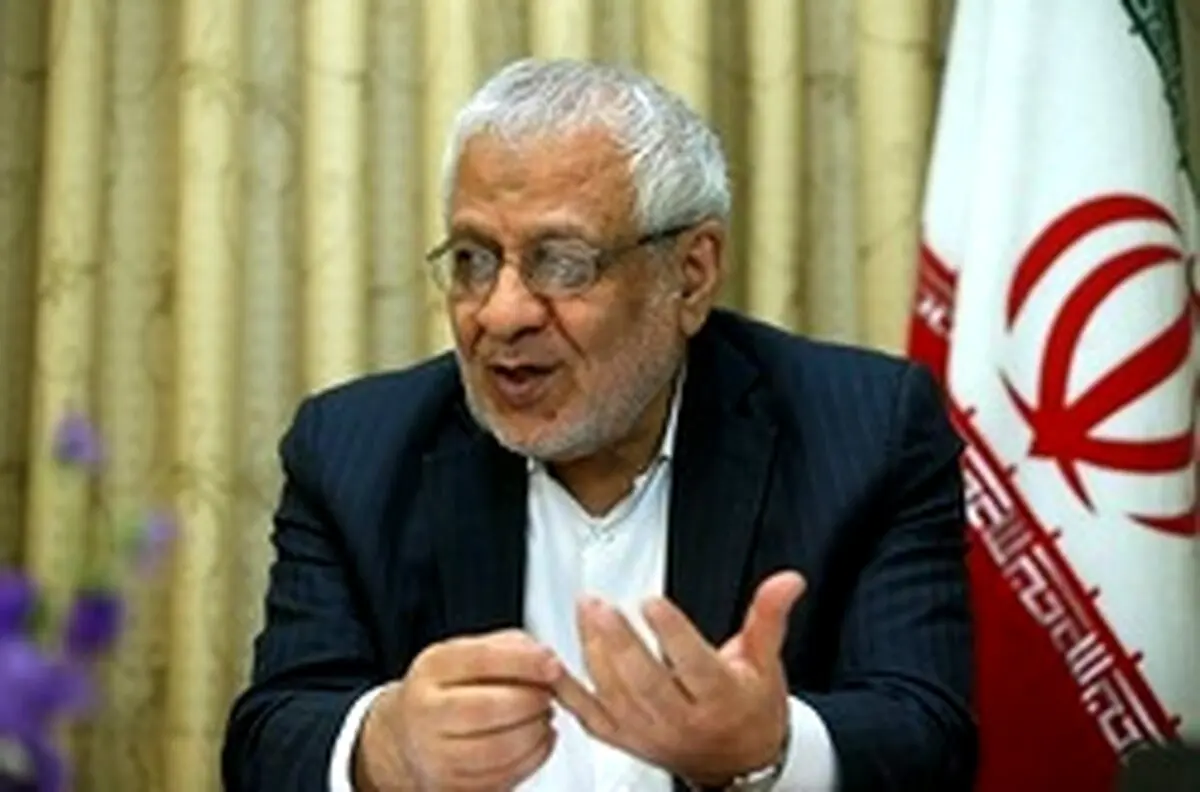 بادامچیان: ترامپ ناشی است