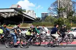 یک روز بدون خودرو در برزیل/ تصاویر