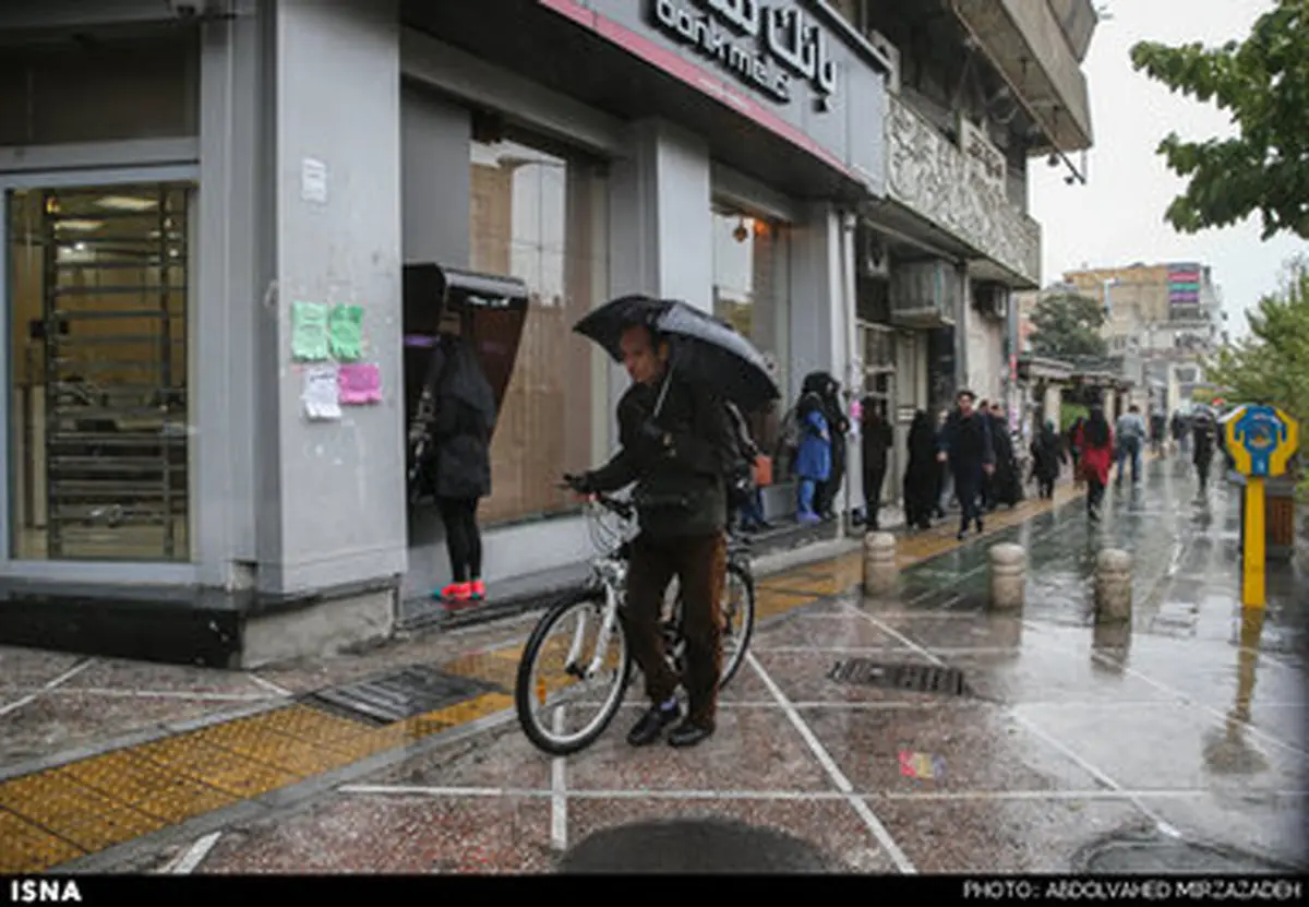 بارش باران پاییزی در تهران /گزارش تصویری