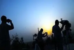 هلال ماه شوال در سراسر کشور قابل‌رؤیت است/چهارشنبه عید فطر است