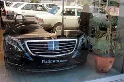 بنز سه میلیاردی و پیکان را در یک قاب عکس ببینید