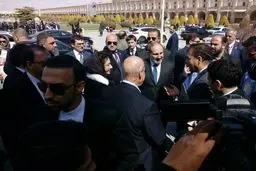 نخست وزیر ارمنستان در میدان نقش‌جهان/عکس