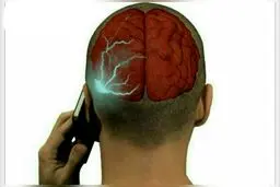 تصویر/ از گوش چپ برای جواب دادن به موبایل استفاده کنید