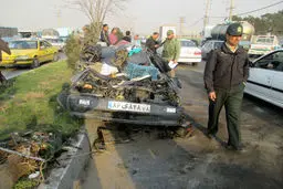 مچاله شدن پراید زیر چرخ‌‌های تریلی+ عکس