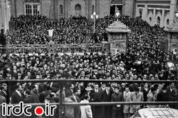 عکسی از مراسم ختم تختی که سانسور شد