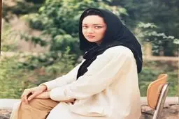 عکس زیرخاکی نیکی کریمی