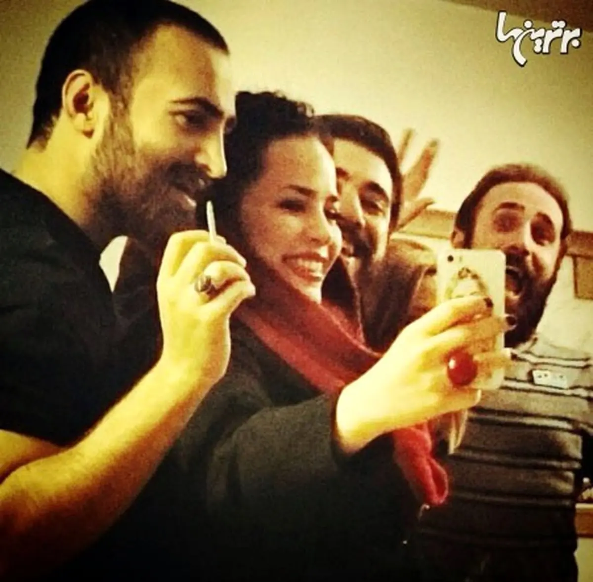 سلفی ملیکا شریفی نیا و دوستانش/ عکس