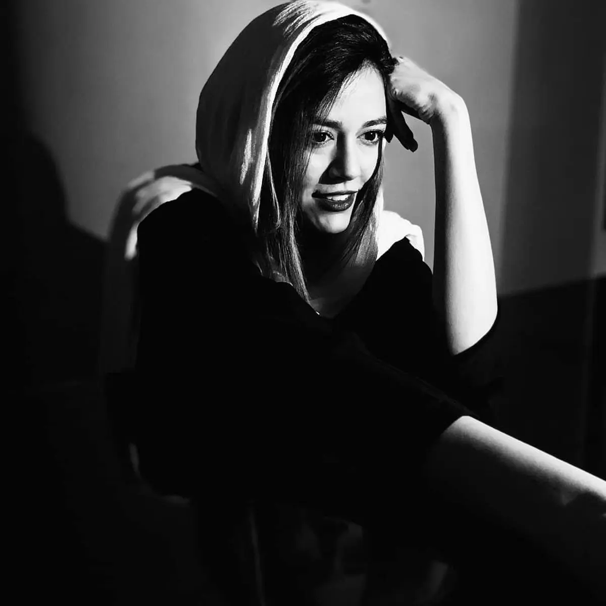 پرتره جدید سیاه و سفید ماهور الوند