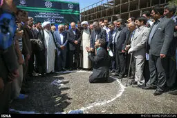 اتفاقی عجیب در مراسم کلنگ‌زنی مجتمع درمانی رویان/ عکس