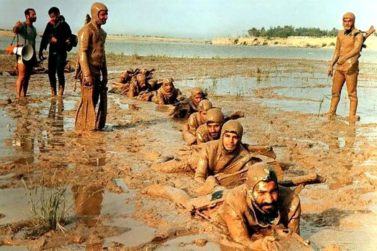 تصویری قبل از شهادت شهیدانی که دل به دریا زدند/ عکس