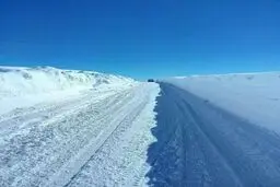 ارتفاع ۱.۵ متری برف در یکی از روستاهای آذربایجان‌شرقی/عکس