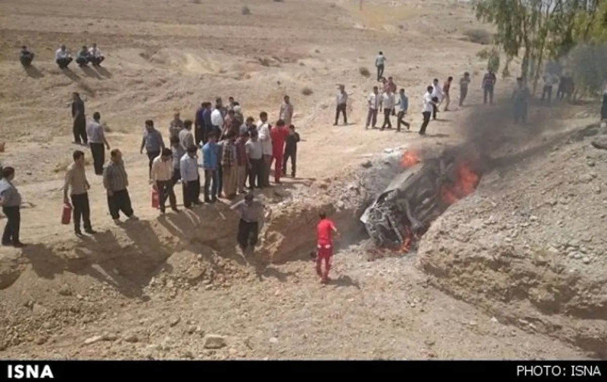 4 پرسنل یک بانک زنده در آتش سمند سوختند/تصاویر