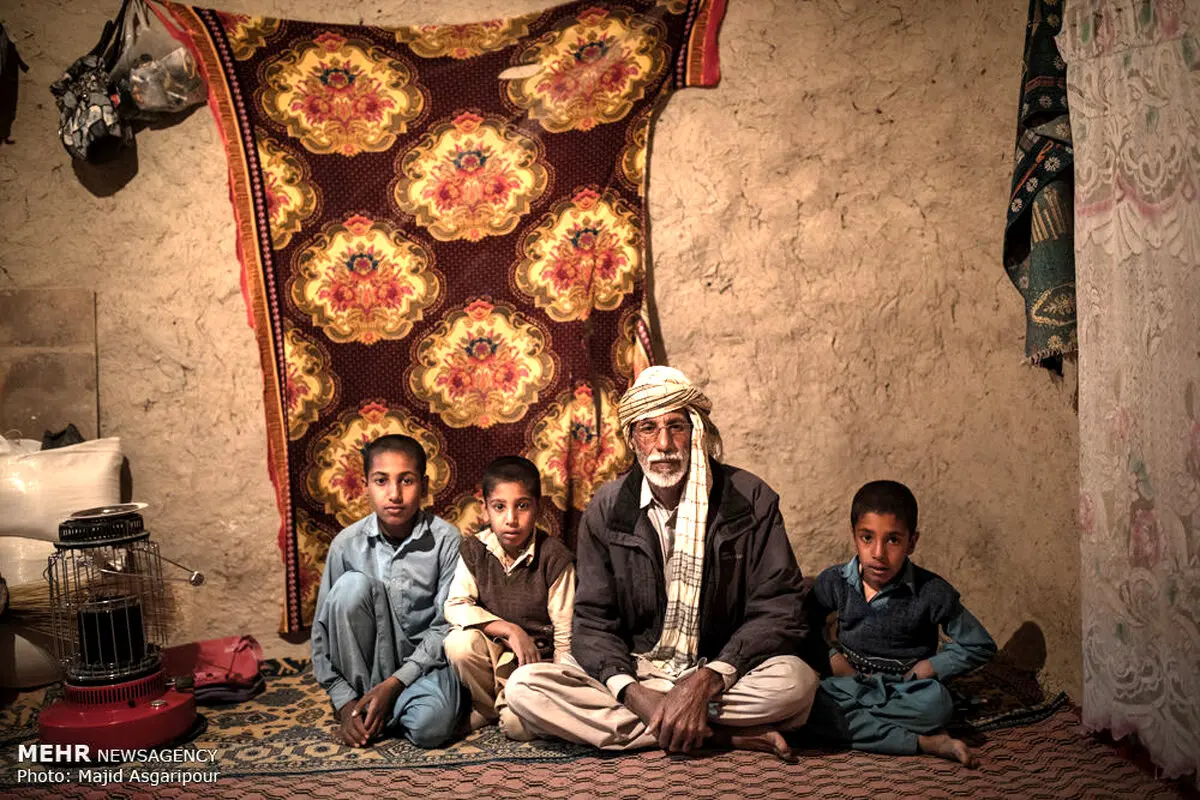 روایت تصویری از زندگی سخت هامون نشینان سیستان