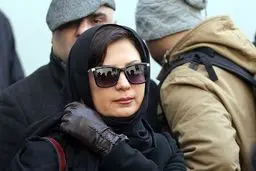 لعیا زنگنه در مراسم تشییع پیکر حسن جوهرچی/عکس