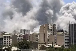 در لحظه بمباران بیت رهبری چه مقاماتی آنجا بودند؟