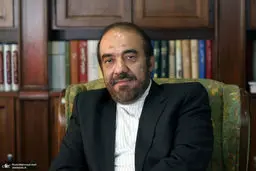 وزیر دولت هاشمی: شدیداً با اینکه مردم آزاد باشند، مخالفم