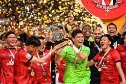 او را وا، الهلال و استقلال را با هم پشت سر گذاشت