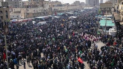  حرکت بزرگترین موکب پیاده اربعین از جنوب عراق به کربلا