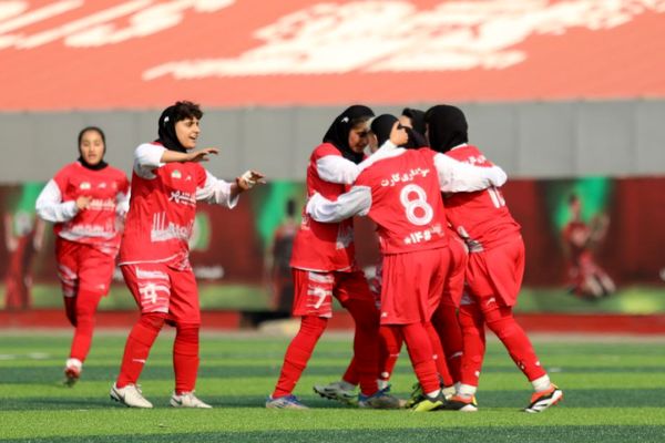 صعود مقتدرانه زنان پرسپولیس به پلی‌آف!