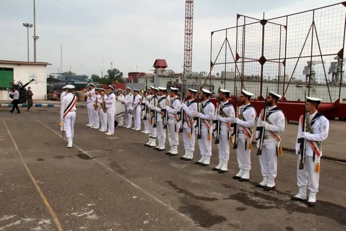 ناوگروه نیروی دریایی ارتش راهی روسیه شد