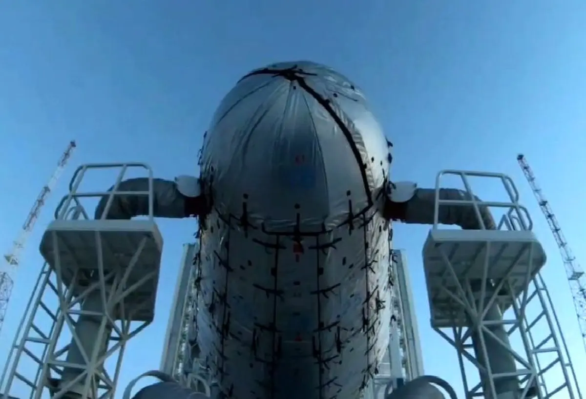 ماهواره بر سایوز روسیه با ماهواره های ایرانی آماده پرتاب به فضا + فیلم