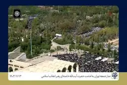 اقامه نماز جمعه به امامت رهبر انقلاب