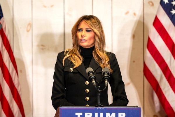 تماس های مستقیم و غیررسمی زن ترامپ با پوتین