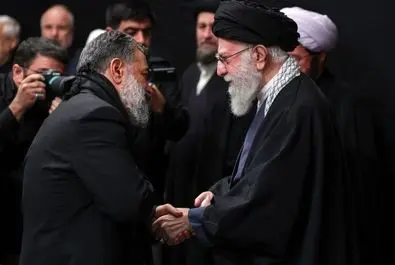 رهبر انقلاب