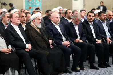 رهبر انقلاب