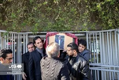 کریم مجتهدی