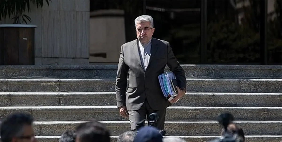 آقای وزیر واقعا در هتل ساکن است؟