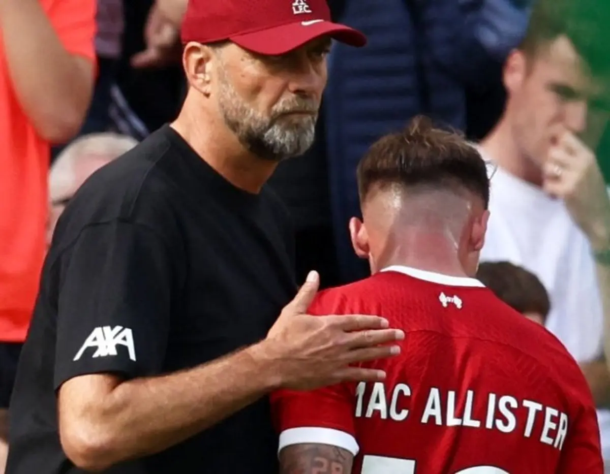 اولین بازی خرید لیورپول در آنفیلد، اولین کارت قرمز!