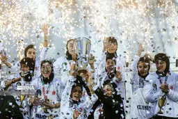 تصاویر جشن قهرمانی تیم فوتبال خاتون بم