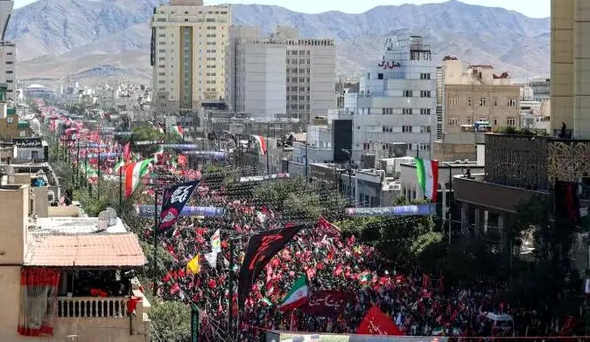 تصاویر تشییع پیکر رهبر شهید انقلاب در مشهد 